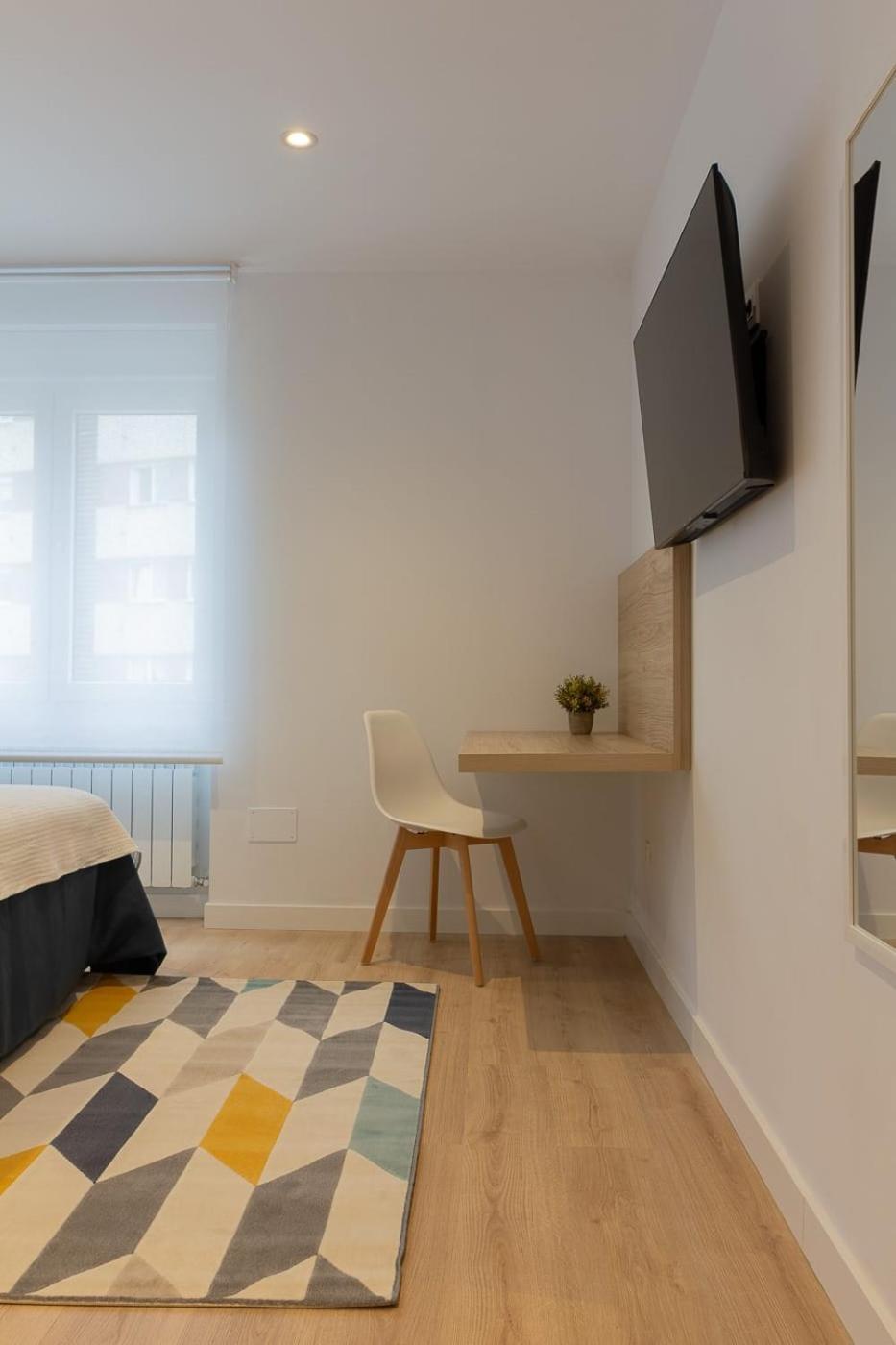 Room4You By Asturias Holidays Oviédo Exterior foto